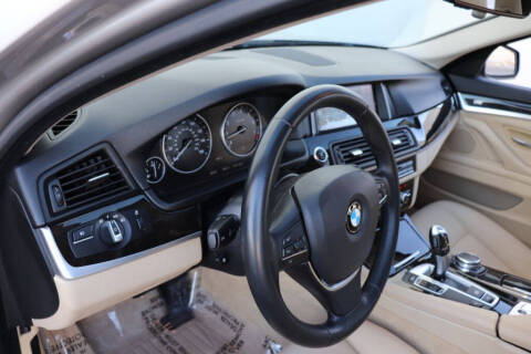 2015 BMW 5 Series 528i