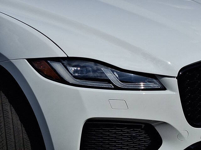 2025 Jaguar F-PACE P250 R-Dynamic S