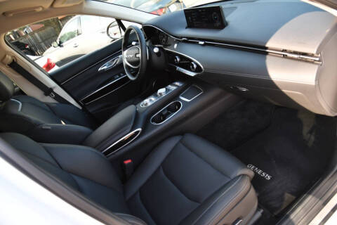 2025 Genesis GV70 2.5T Standard