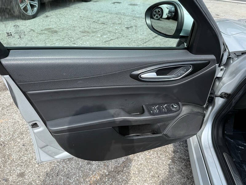 2017 Alfa Romeo Giulia