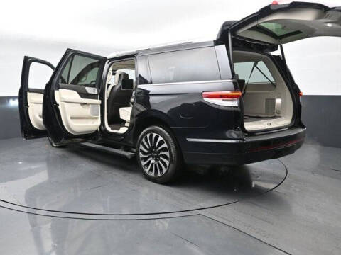 2023 Lincoln Navigator L Black Label