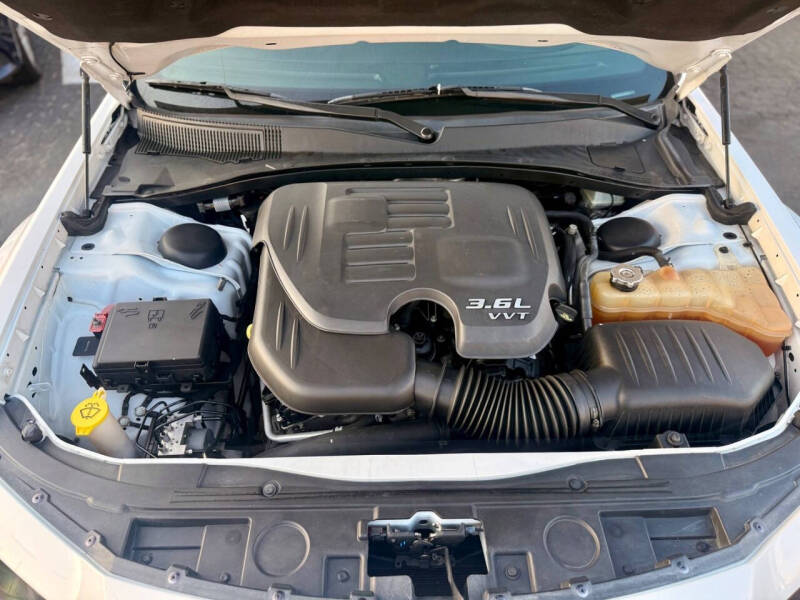 2016 Chrysler 300 S Alloy Edition