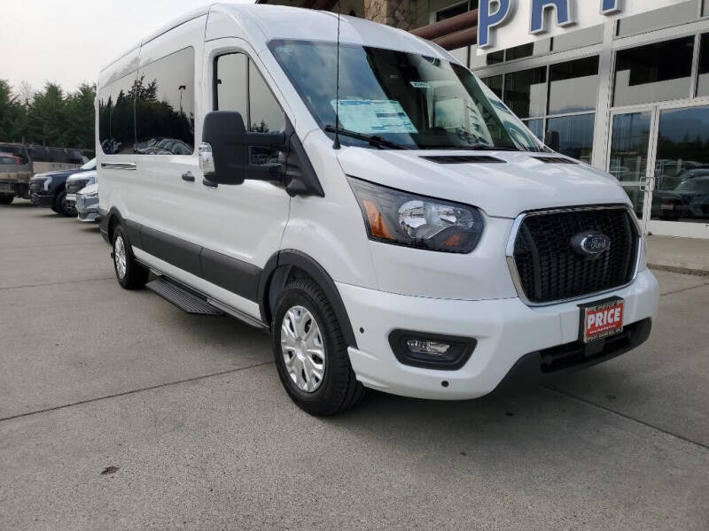 2025 Ford Transit Passenger Van XLT's photo