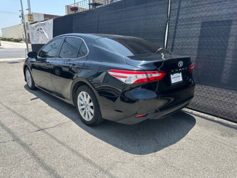 2018 Toyota Camry LE