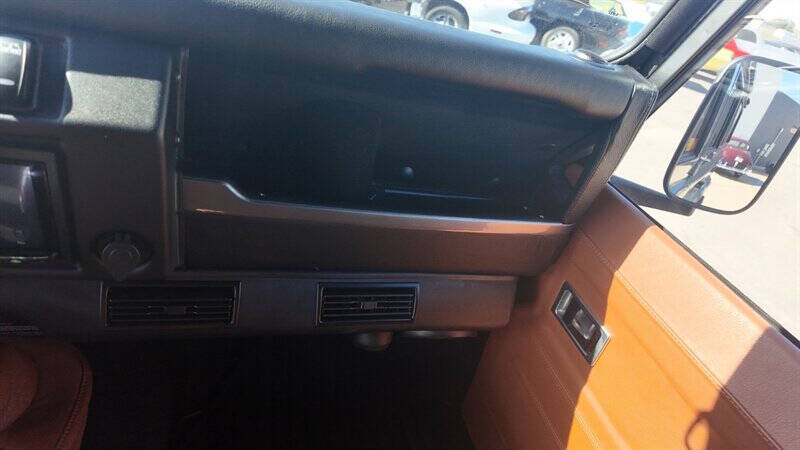 1983 Land Rover Defender