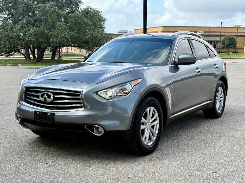 2015 Infiniti QX70