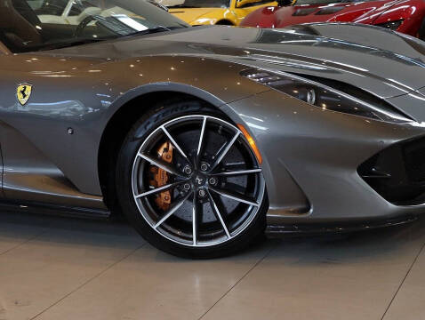 2021 Ferrari 812 GTS