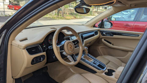 2015 Porsche Macan S