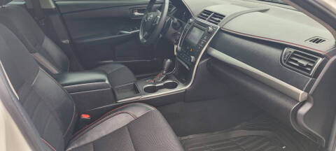 2017 Toyota Camry SE