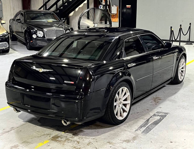2006 Chrysler 300 SRT-8