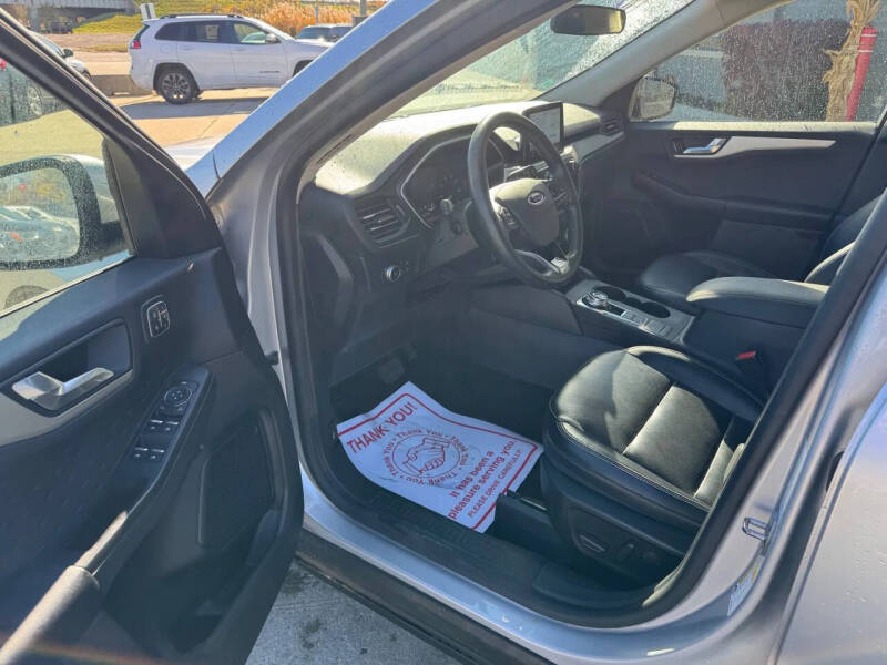 2020 Ford Escape SEL