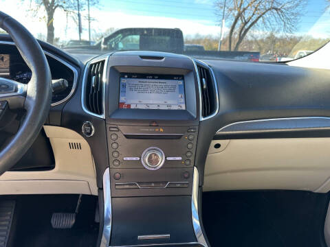 2019 Ford Edge Titanium