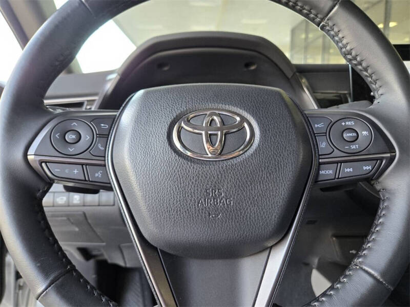 2024 Toyota Camry Hybrid SE