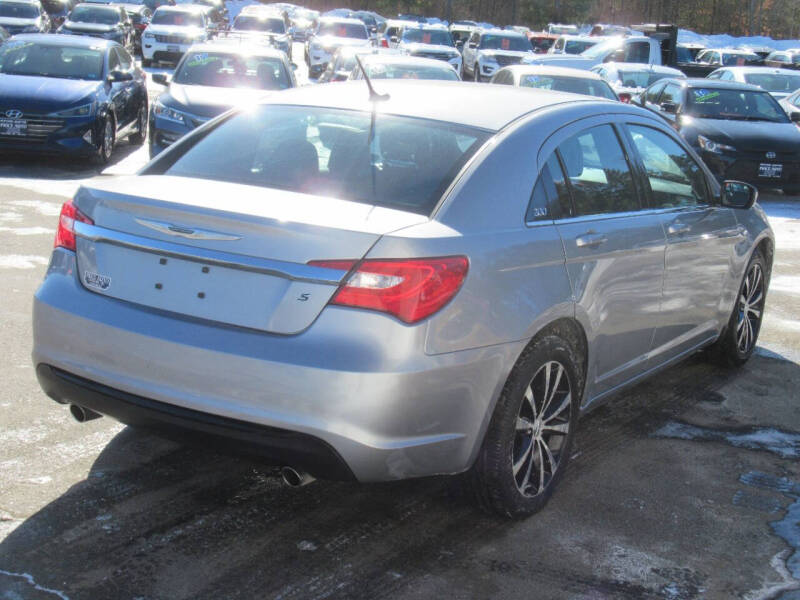 2014 Chrysler 200 Limited