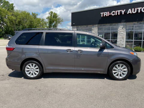 2017 Toyota Sienna LE 7-Passenger