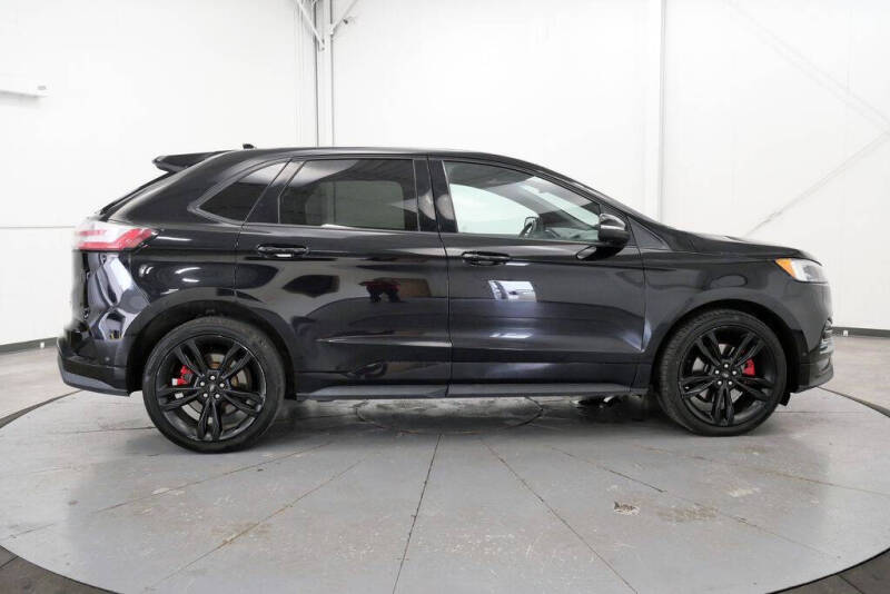 2019 Ford Edge ST