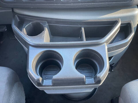 2010 Ford E-Series E-350 SD XLT