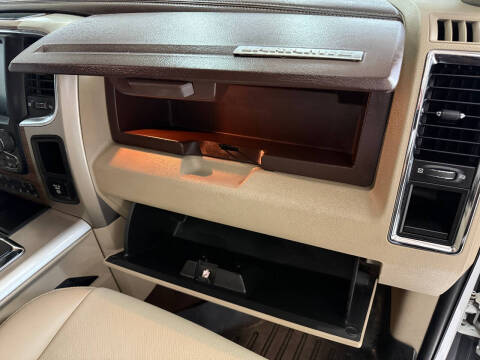 2015 RAM 1500 Laramie