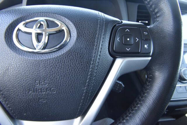 2015 Toyota Sienna SE Premium 8-Passenger
