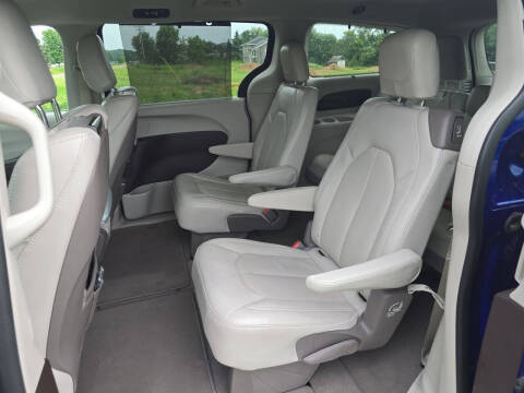 2020 Chrysler Pacifica Touring L Plus