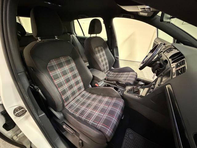 2016 Volkswagen Golf GTI