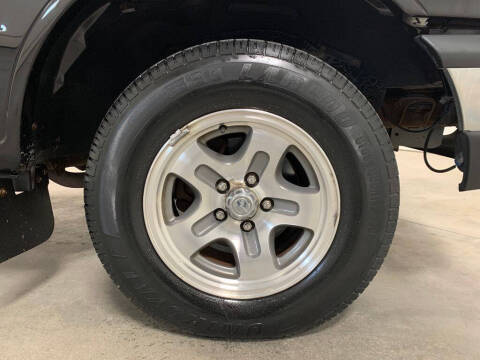 2004 Mazda B-Series B3000 SE