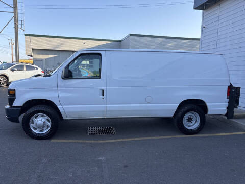 2013 Ford E-Series E-250