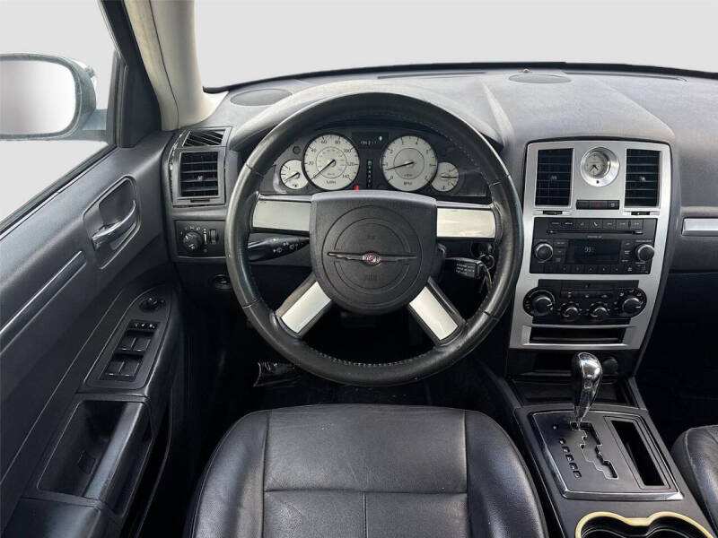 2010 Chrysler 300 Touring