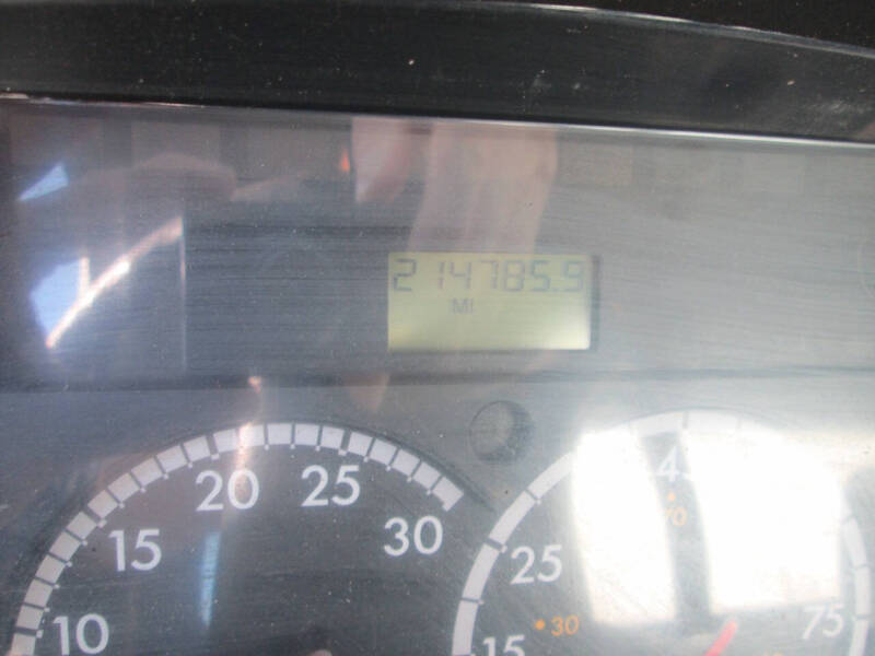 2005 Freightliner Business class M2