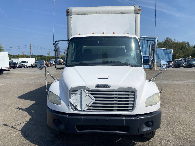 2006 Freightliner M2 106