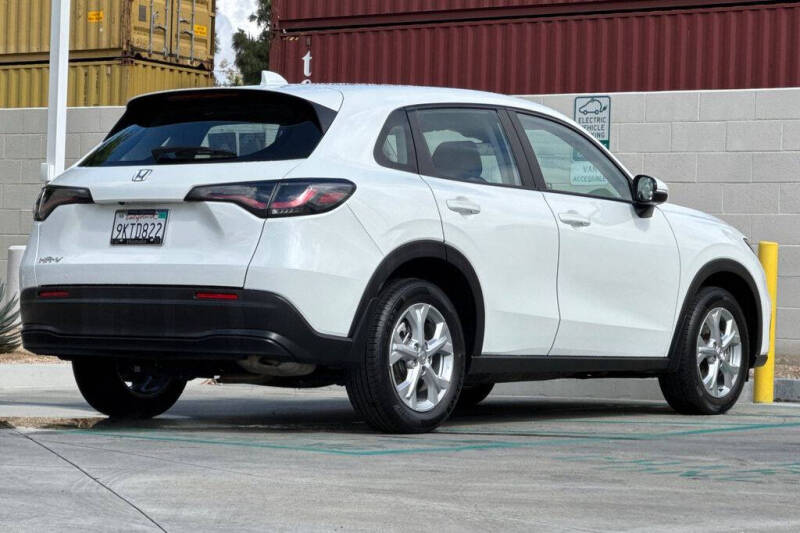 2024 Honda HR-V LX