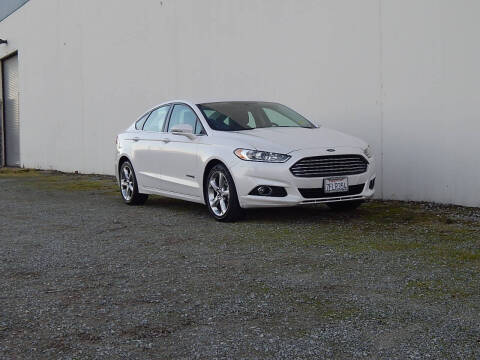 2014 Ford Fusion Hybrid SE