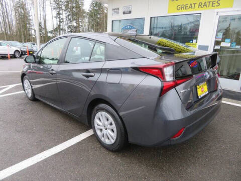 2022 Toyota Prius LE