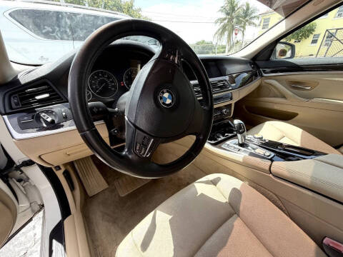 2013 BMW 5 Series 528i
