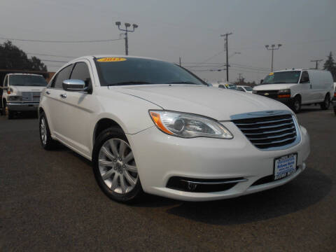 2013 Chrysler 200 Limited