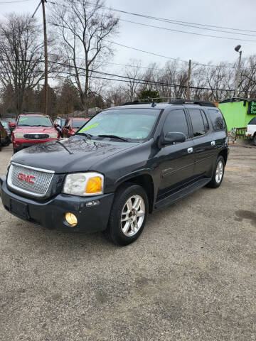 2006 GMC Envoy XL for sale at Johnny's Motor Cars in Toledo OH