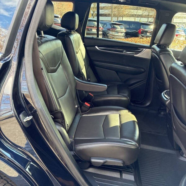 2022 Cadillac XT6 Premium Luxury