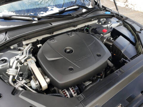 2018 Volvo S90 T6 Momentum