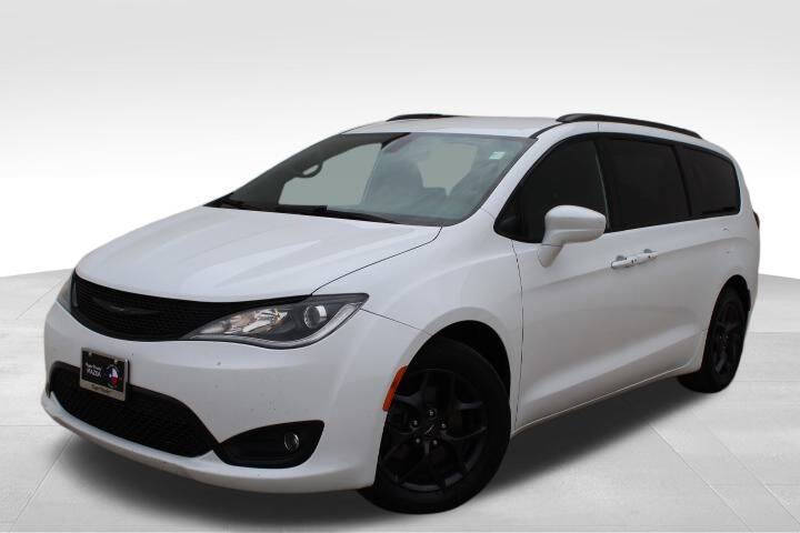 2018 Chrysler Pacifica Touring L Plus