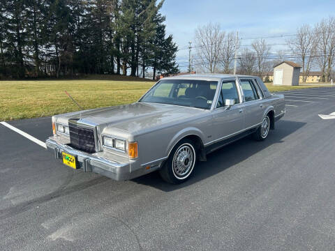 1989 Lincoln Town Car for sale at Liberty Auto Sales in Erie PA