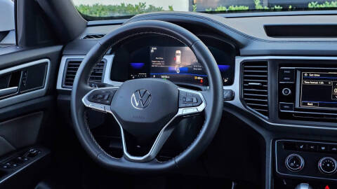 2023 Volkswagen Atlas Cross Sport SE