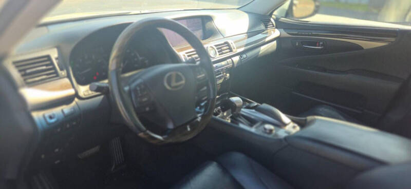 2014 Lexus LS 460