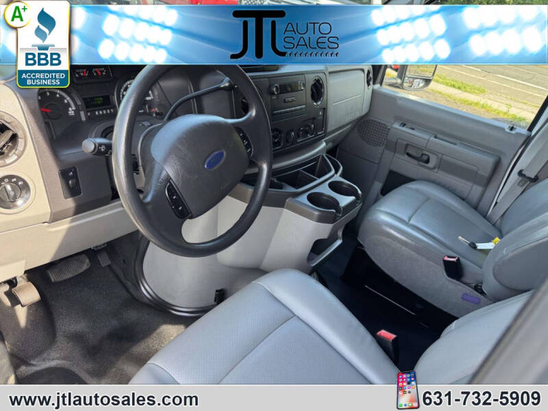 2013 Ford E-Series E-350 SD