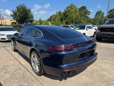 2017 Porsche Panamera 4S