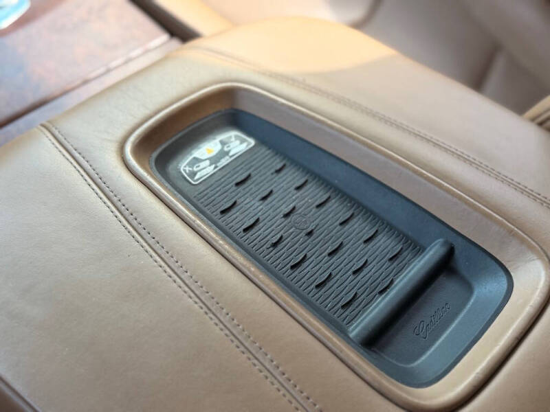 2016 Cadillac Escalade ESV Platinum