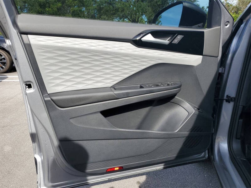 2023 Volkswagen Taos S