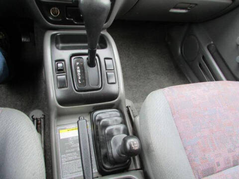 1999 Chevrolet Tracker