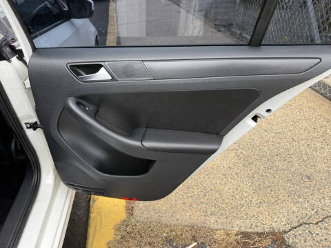 2012 Volkswagen Jetta SE PZEV