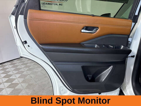 2024 Nissan Pathfinder Platinum