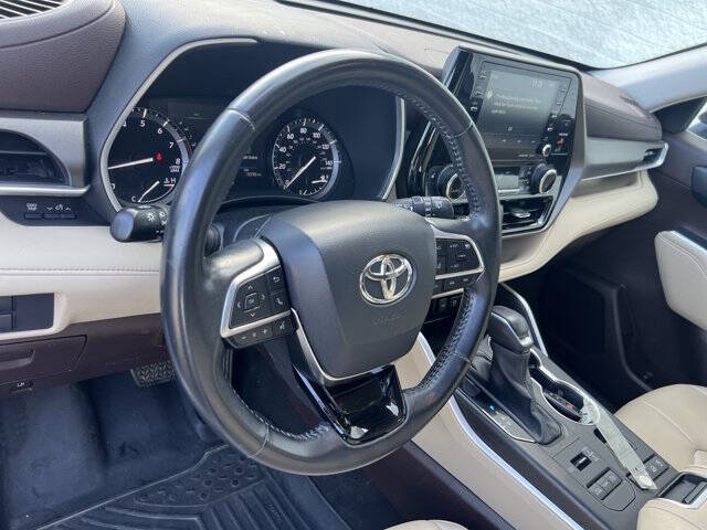 2020 Toyota Highlander XLE